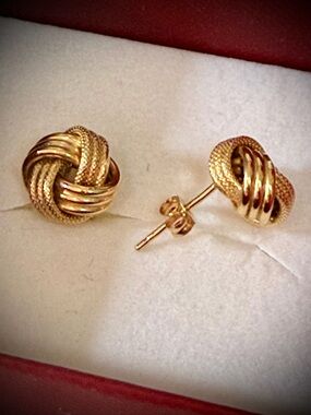 14k Gold Knot Stud Earrings -Men's or Women’s Jewelry
